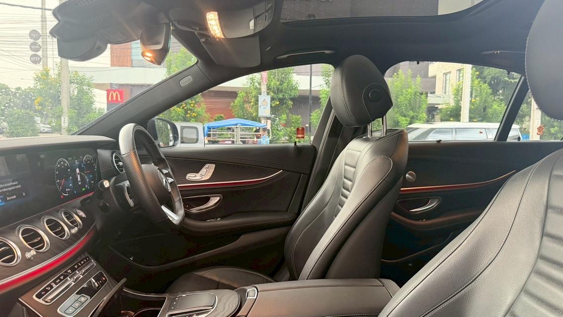 รหัสรถ KPV53 2021 BENZ E300e 2.0 AMG DYNAMIC FACELIFT รูปที่ 12