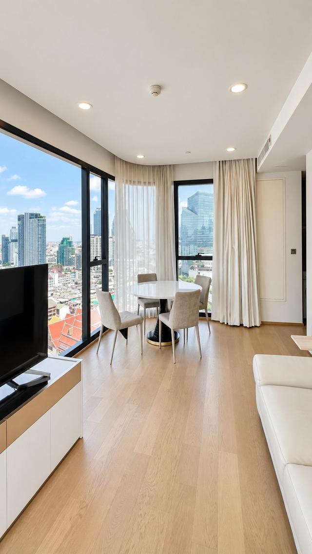 ขาย 13.6 ล้าน หรือให้เช่า 55000 คอนโด Ashton Chula-Silom ชั้น 21 ขนาด 57 ตรม 2นอน 1น้ำ เฟอร์ครบ พร้อมอยู่ วิวเมือง ใกล้ MRT สามย่าน 180 เมตร 3