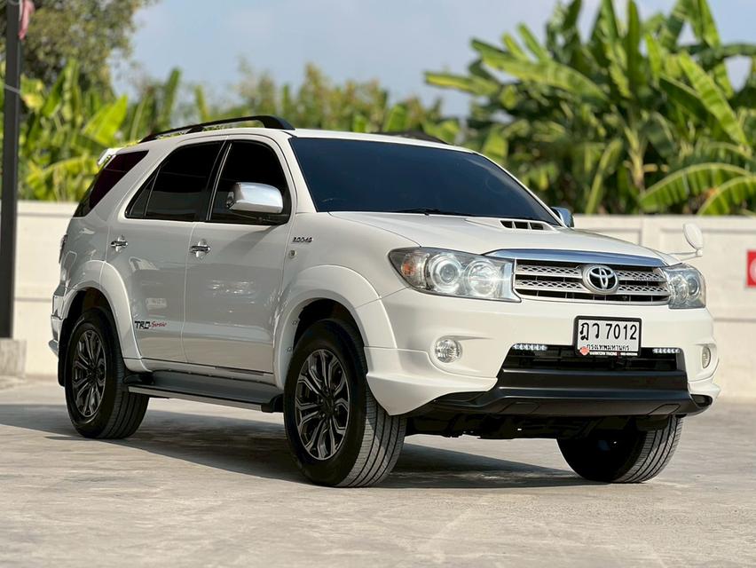 TOYOTA FORTUNER 3.0 TRD Sportivo 4WD ปี 2010