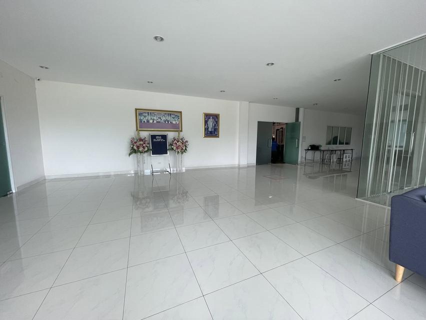 ขายโรงงาน พร้อมสำนักงาน พิกัด ต.บ่อเงิน อ.ลาดหลุมแก้ว จ.ปทุมธานี 6