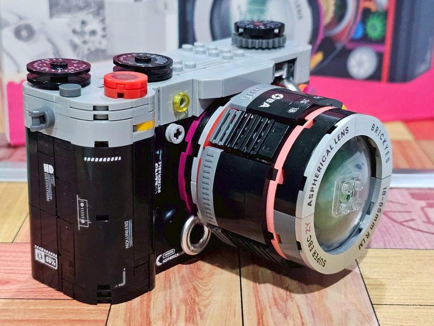DIY ตัวต่อกล้องวินเทจ ประกอบง่าย ของเล่นมินิมอลตกแต่งบ้าน สวยคลาสสิกจาก IrregularToys