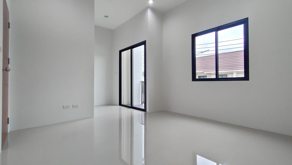 บ้านสร้างใหม่ 2 ชั้น ศรีราชา-เครือสหพัฒน์  13