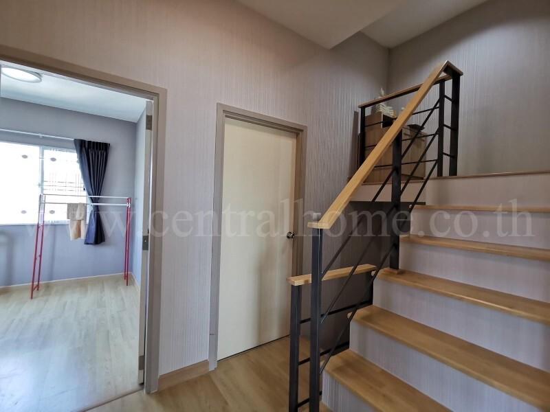 ทาวน์โฮม ดิ เอสเซนส์ ชัยพฤกษ์ - วงแหวน แปลงริม เฟอร์ครบพร้อมอยู่ 7