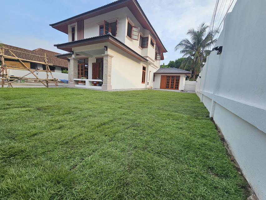 บ้านสันผีเสื้ออำเภอเมืองเชียงใหม่ ในโครงการรุ่งเรืองเลควิว 6