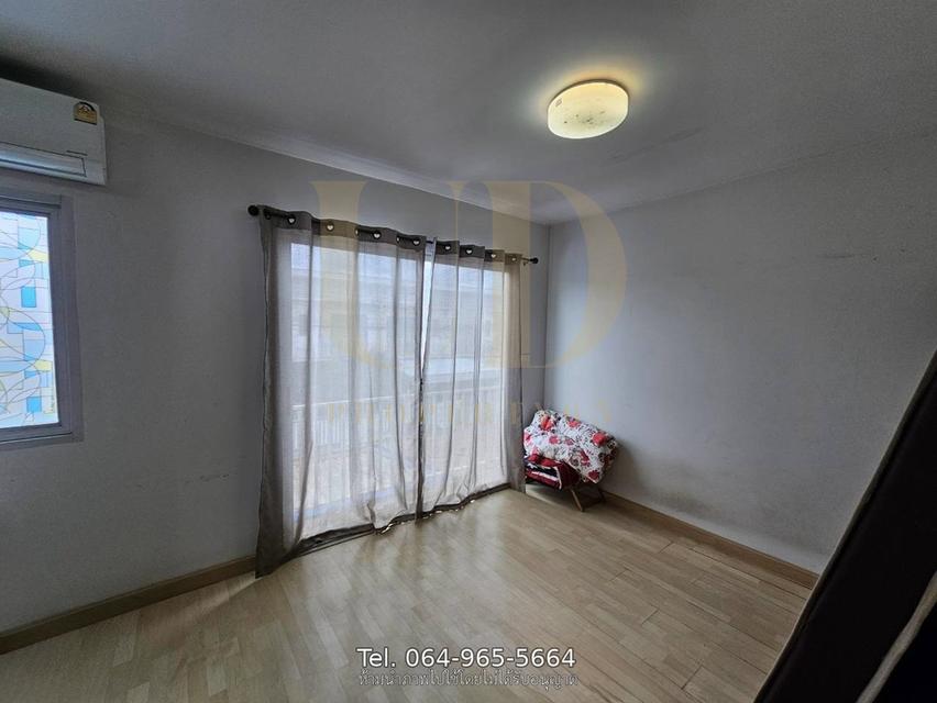 ขายทาวน์โฮม 2 ชั้น หมู่บ้าน The Connect 22 รามอินทรา–มีนบุรี บ้านขนาดกำลังดี ฟังก์ชันครบ เหมาะสำหรับอยู่อาศัยเป็นครอบครัว ✨ 3