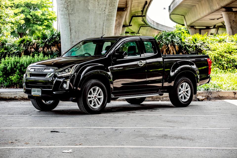 ISUZU D-MAX Hi-lander Cab 1.9 Ddi L ปี 2018 สีเทา มือเดียวป้ายแดง
