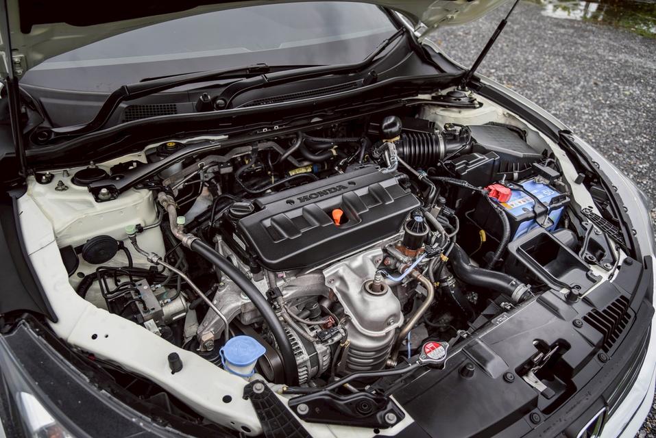 รหัสรถ CBL8674 Honda Accord 2.0 E AT 2017 6
