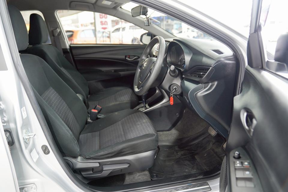 TOYOTA YARIS ATIV 1.2 ENTRY CVT AT ปี 2021  11