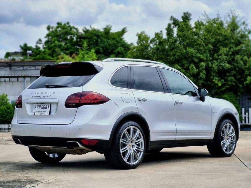 Porsche Cayenne S Hybrid ปี 2012 ไมล์ 13x,xxx กม. 4