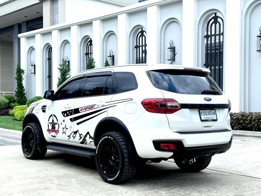FORD EVEREST 3.2 TITANIUM  4WD รูปที่ 3