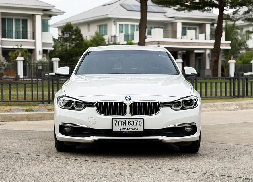 รหัสรถ AVA6370 BMW 320d F30 LCI 💥ปี 2018💥 รูปย่อยที่ 4