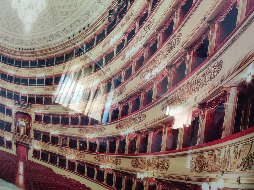 ภาพถ่าย La Scala Di Milano By Hartman  Burnard  8