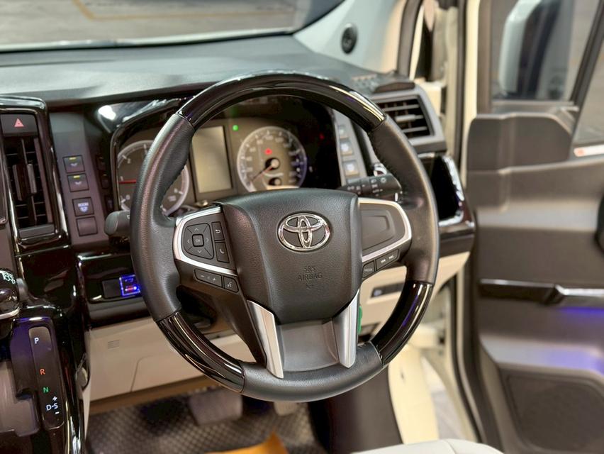 TOYOTA COMMUTER 2.8 Van ปี2024รถบ้านแท้ ออพชั่นจัดเต็ม รูปที่ 10