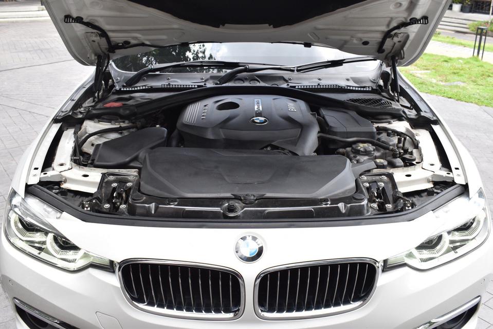 BMW 320i Luxury (F30) LCI ปี 2016 วิ่ง 8x,xxx km เครื่องยนต์  2,000 cc Twin Power Turbo 184 HP ประหยัดน้ำมัน 2