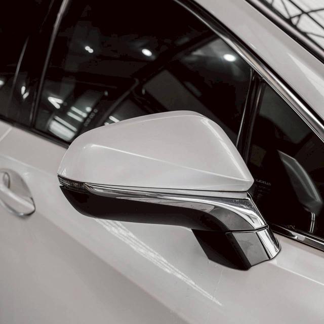 รหัสรถ 67GG1211 Lexus RX300 ปี 2019