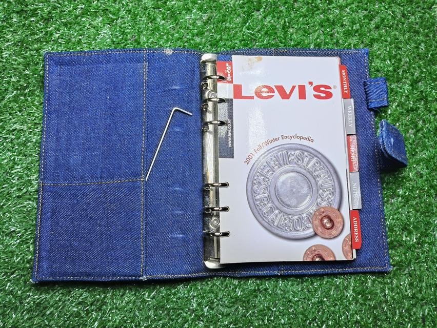 สมุดโน๊ต Levi's 4