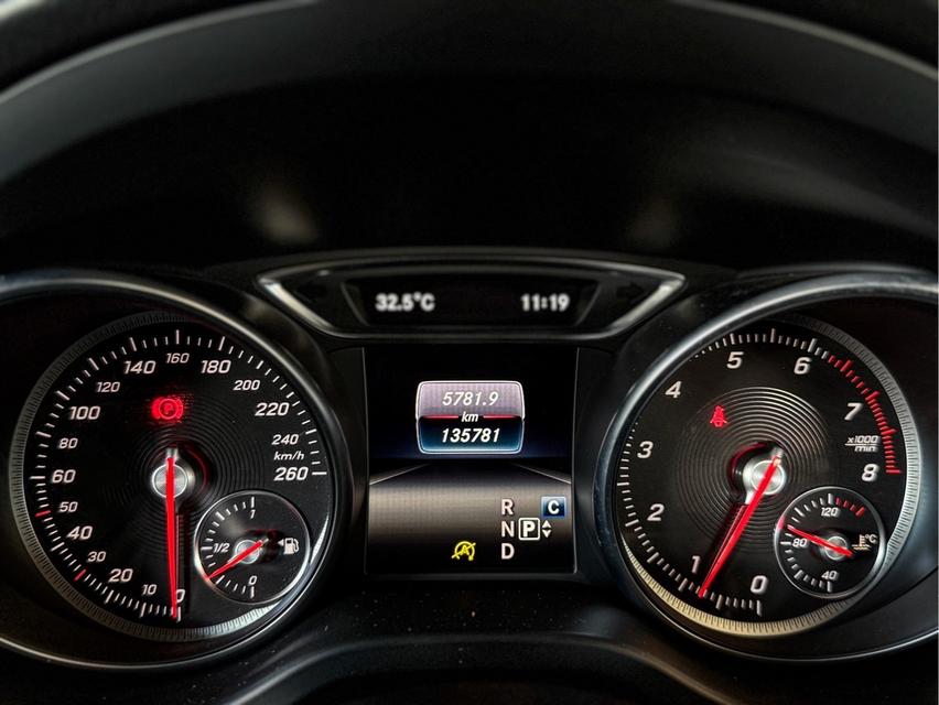 รหัสรถ WRT252 2019 BENZ GLA-CLASS, 250 AMG 14