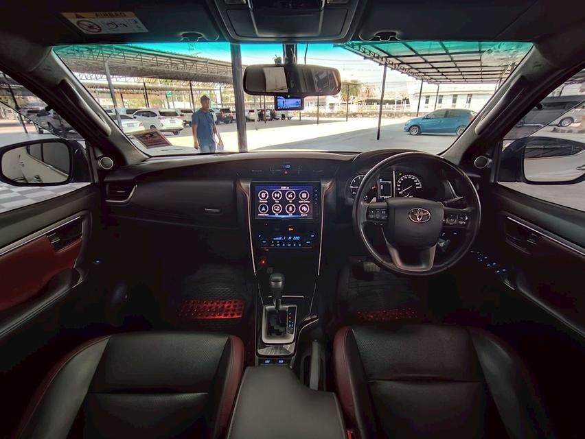 ➡️TOYOTA LEGENDER 2.4 V 2 WD เกียร์ออโต้ ปี 2020 (ไม่ขายป้ายทะเบียน) ⭕️ไมล์ 81,400 KM 💲1,050,000 ➡️ จัดไฟแนนซ์ถึงบ้าน-ที่่ทำงาน  รับซื้อขาย รถยนต์มือ รูปที่ 13