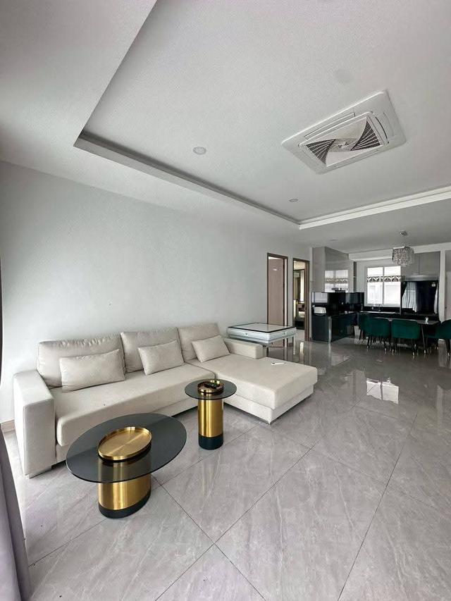 For rent pool villa Pattaya Jomtien 80,000/month 3