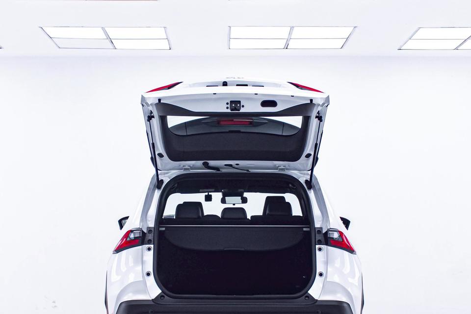 TOYOTA YARIS CROSS 1.5 HEV PREMIUM 2025 7