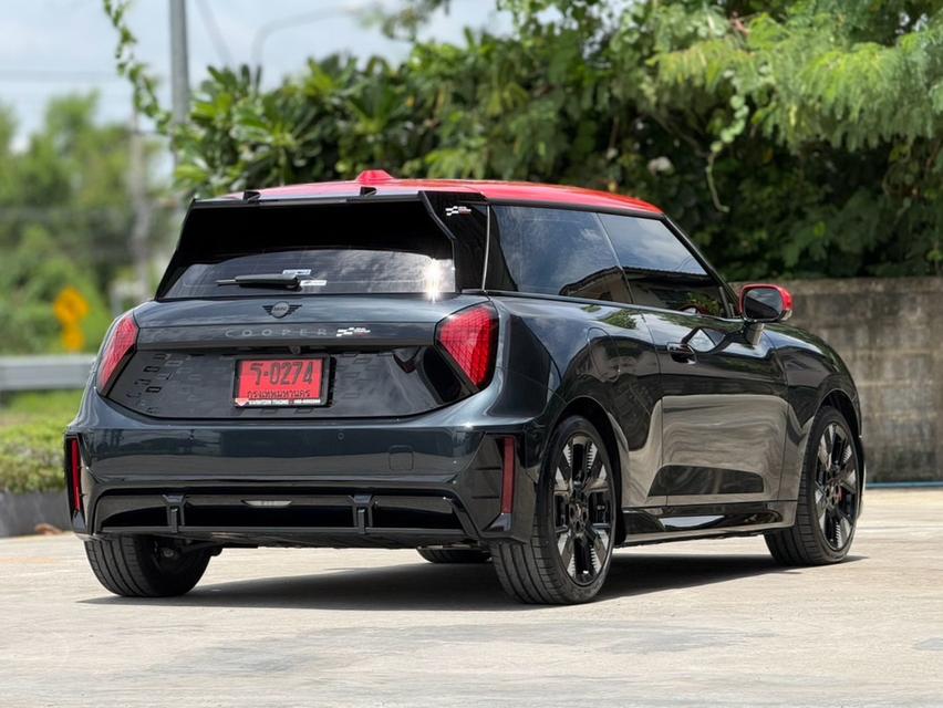 ปี 2025 MINI HATCH, JOHN COOPER WORKS ELECTRIC (J01)โฉม ปี01-ปัจจุบัน สีเทา รูปที่ 5