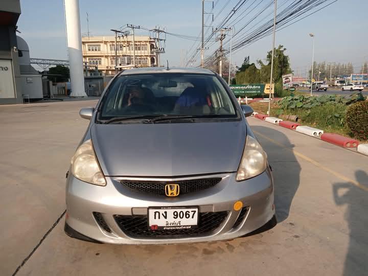 Honda Jazz 2004 ใหม่ๆ 2