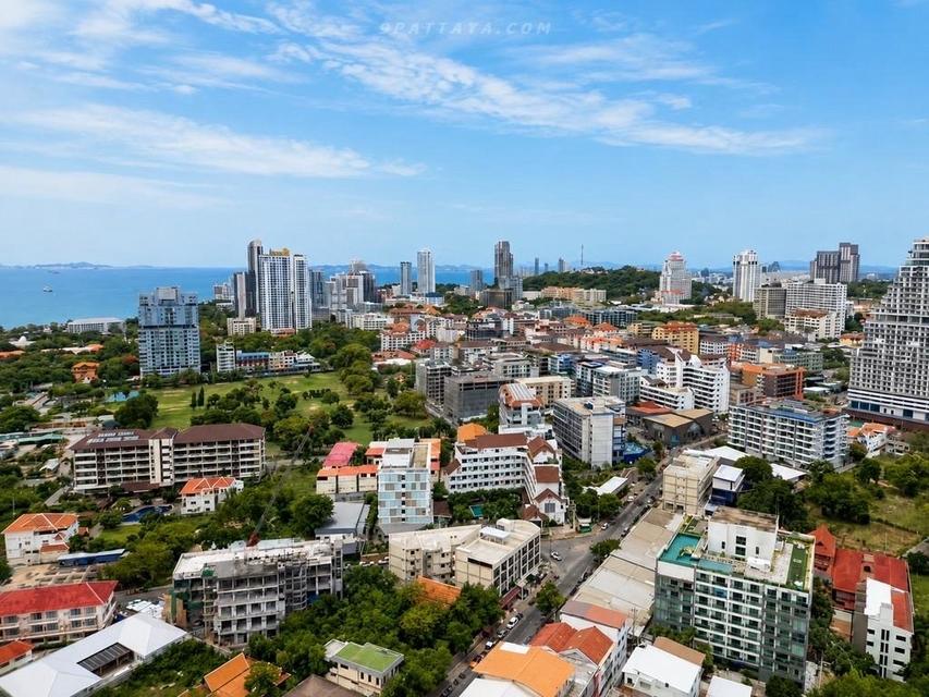 For Rent — High-Floor 1-Bedroom Condo at The Panora Pattaya, PratumnakCondo for rent at The Panora Pattaya, Pratumnak. Located near the beach 6
