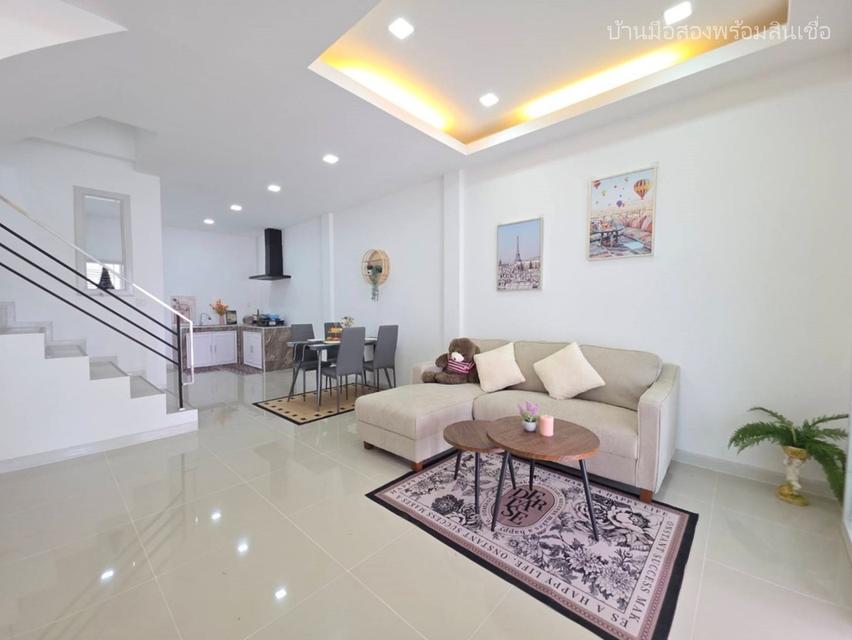 หมู่บ้านพาทาโกเนีย 5  ถนนเลียบคลองสอง บ้านสวย รีโนเวทใหม่ ทำเลดี 5