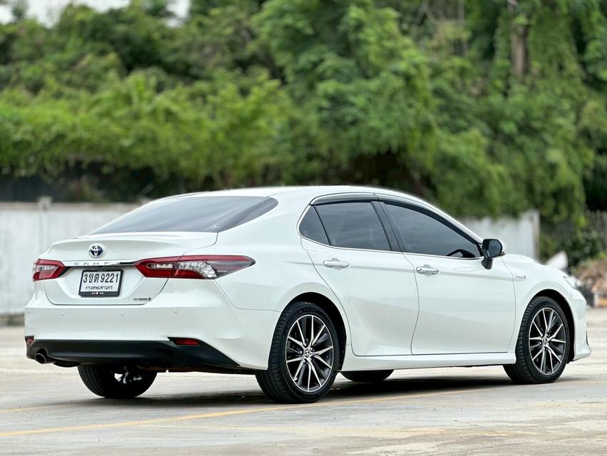 รหัสรถ PAT9221 Toyota Camry 2.5HEV Premium สีขาวมุก ปี 2022 6