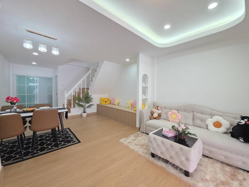 หมู่บ้านเมืองประชา หทัยราษฎร์ 35 6