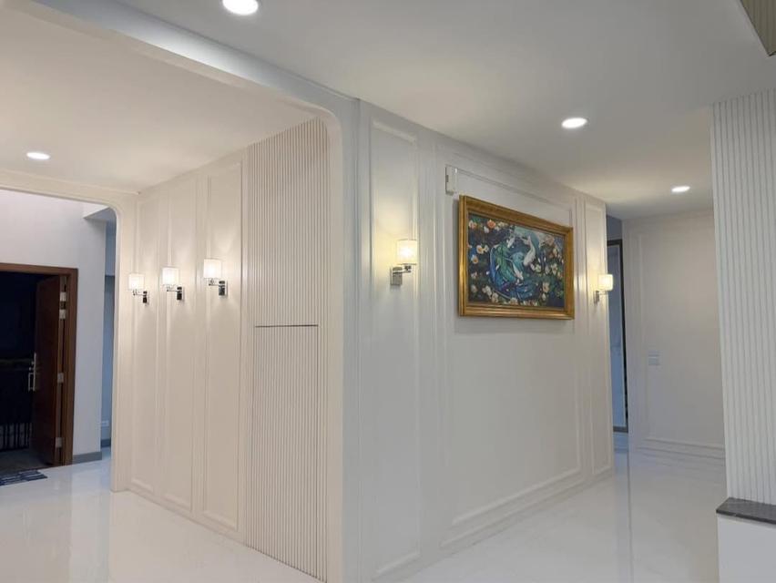 HOT DEAL – LUXURY HOME FOR SALE The city บางนา 15