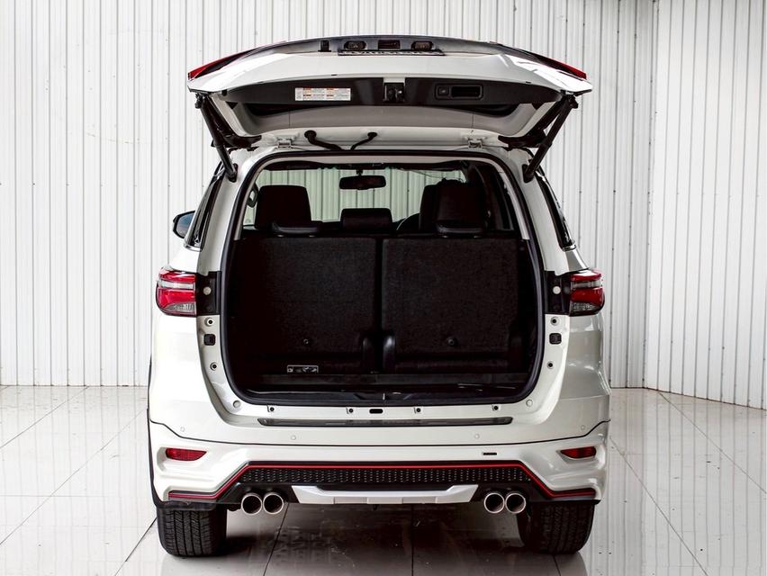 #TOYOTA #FORTUNER, 2.4 V 4WD LEADER ปี 2022  โฉม ปี15-ปัจจุบัน รูปที่ 9