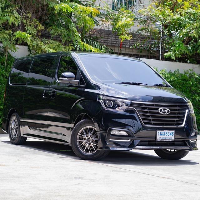 HYUNDAI H-1 2.5 ELITE NS 2023 จด 2025รถตู้ 11 ที่นั่ง ตัวท็อป ELITE NS หล่อ VIP