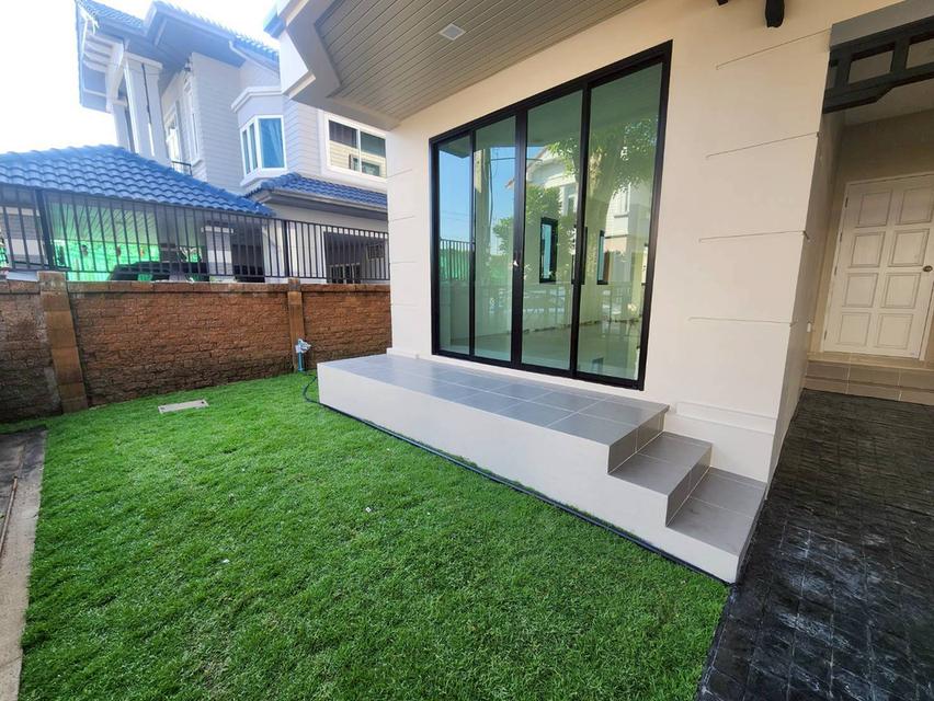 ขายบ้านเดี่ยวมือสองตกแต่งใหม่ โครงการ ธนาสิริ รัตนาธิเบศร์ (Thanasiri Rattanathibet) ใกล้รถไฟฟ้าสายสีม่วงสถานีบางพลู 4