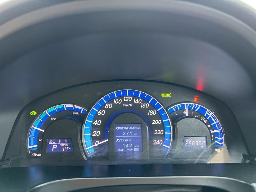 รหัสรถ AP7293 TOYOTA CAMRY 2.5 Hybrid DVD รถปี2013 จด14 16