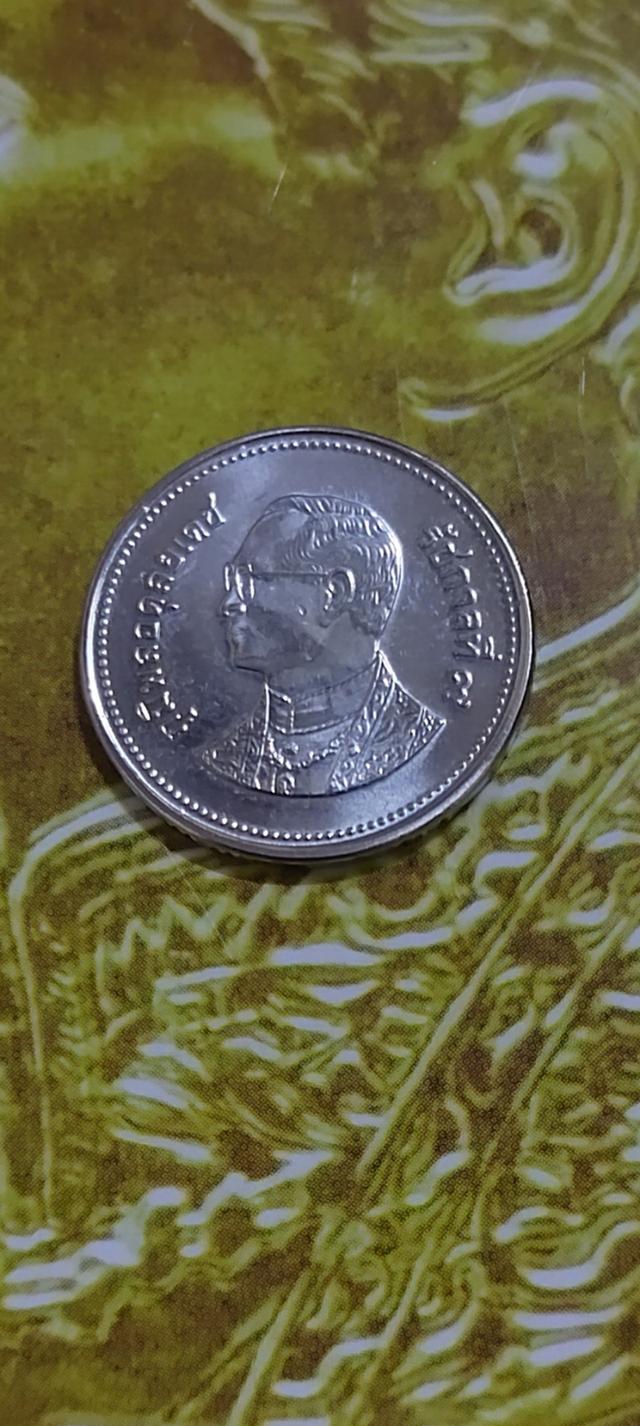 เหรียญ 2 บาทสีเงิน รัชกาลที่ 9 ปี 2549 UNC หายาก