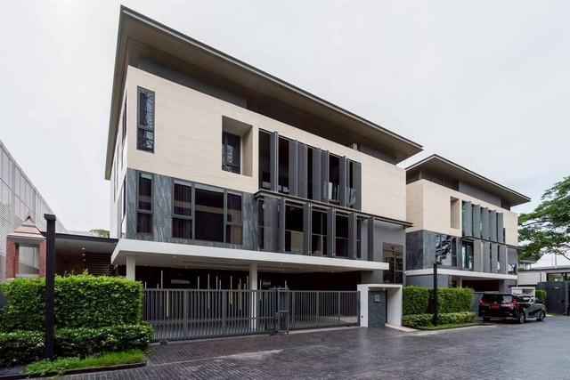 ขายบ้านเดี่ยว 3 ชั้น The Urban Reserve Rama 9-Motorway เนื้อที่ 77 ตร.วา Super Luxury ลิฟท์และสระส่วนตัว พร้อมผู้เช่า 1