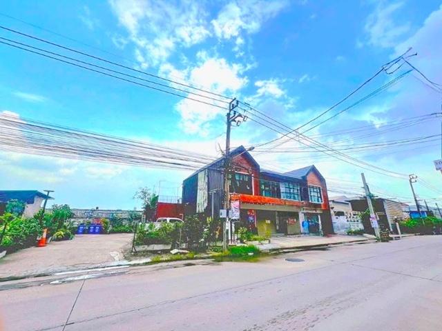 คาเฟ่ โชว์รูม 2นอน โฮมโปร สุุวรรณภูมิ 1.4 กม. วินด์มิลล์ ให้เช่าอาคารพาณิชย์ 2 ชั้น วิวบ่อน้ำ ร้านอาหาร 2