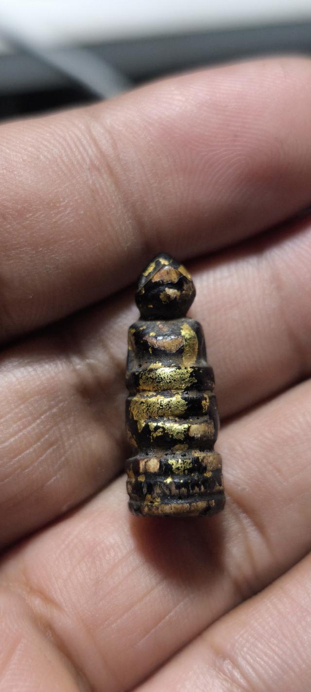 ลิงแกะลงรักเก่า ไม่ทราบที่