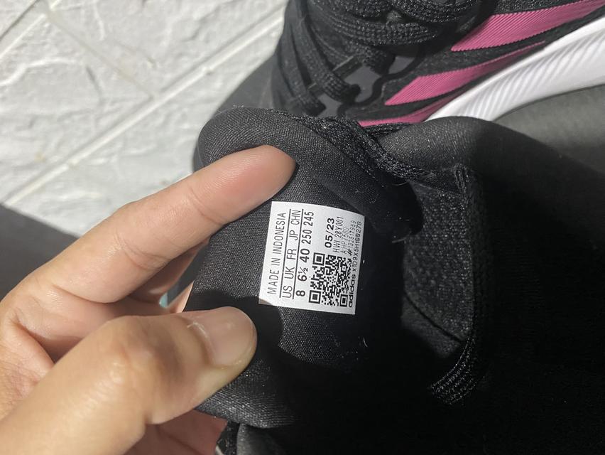 รองเท้า adidas ผู้หญิง 3