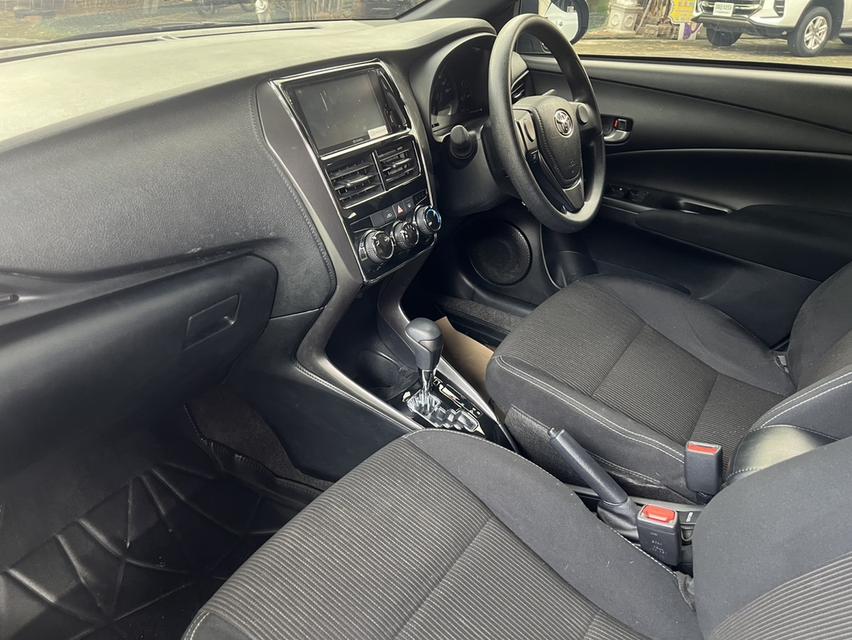 #Toyota YARIS 1.2 Sport  9