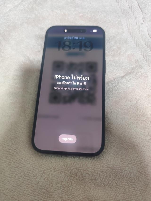 Iphone15 ติดล้อคหน้าจอขายเป็นอะไหล