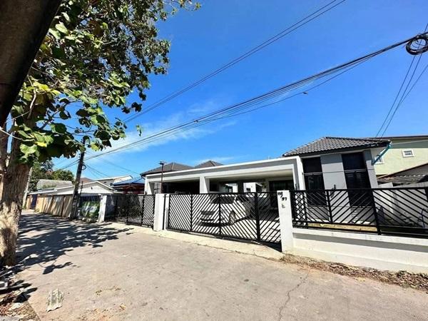 ขายบ้านเดี่ยวชั้นเดียว 50 ตร.วา ไร่กล้วย ศรีราชา พร้อมอยู่ ทำเลน่าอยู่ เหมาะทั้งอยู่อาศัยและลงทุน Tel 06-28926536 4