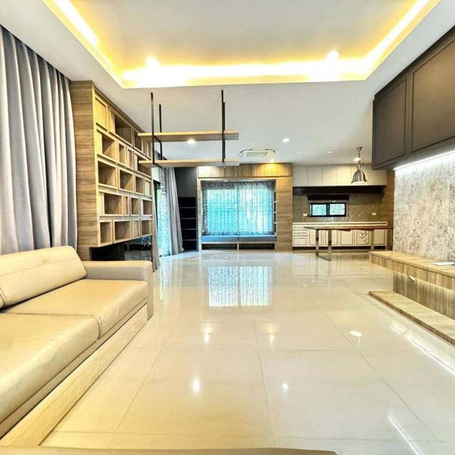 ให้เช่าบ้านหรู หลังมุม โครงการ เศรษฐสิริ แจ้งวัฒนะ  ประชาชื่น 2 2