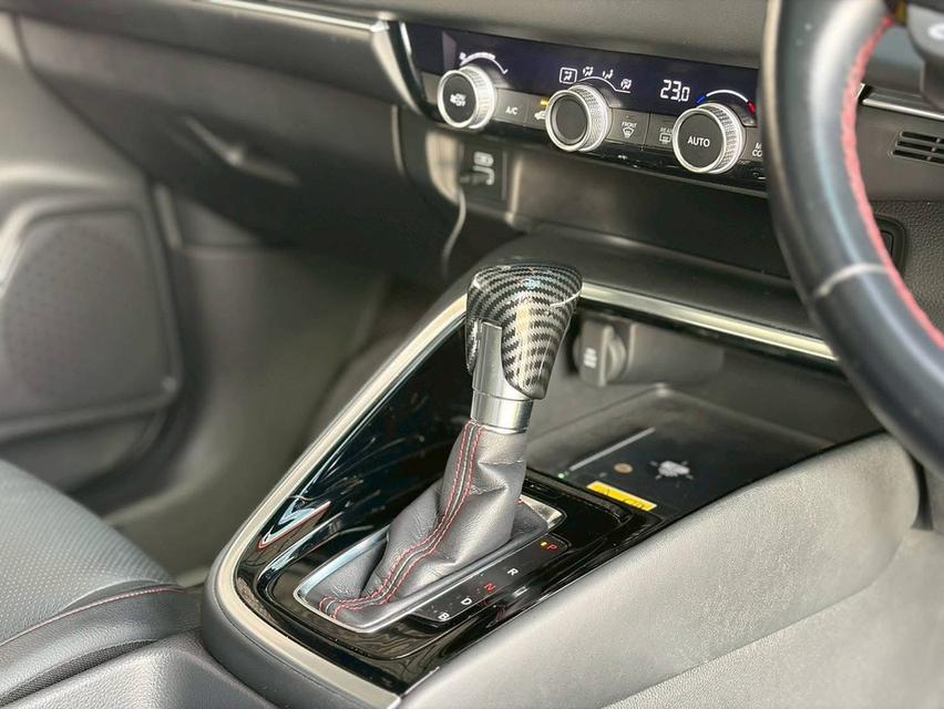 HONDA HR-V e:HEV RS ปี 2021 รุ่นท็อป รูปที่ 12