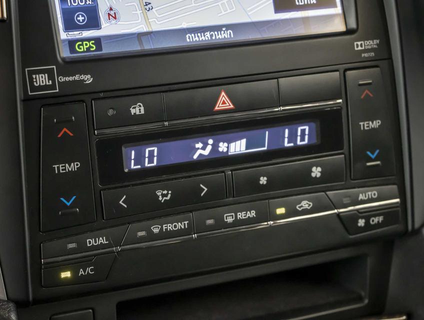 TOYOTA CAMRY 2.0 G Extremo ปี2016 18