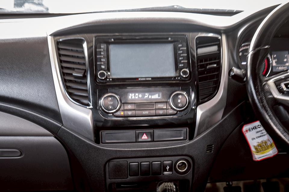 MITSUBISHI TRITON เครื่องยนต์ 2.4 GLS+ ปี 2016 9