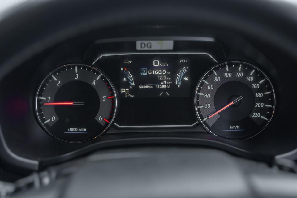 Isuzu MU-X 3.0 Ultimate 2WD 2023 สีแดง รุ่นท็อป 2WD รถเดิมๆจากโรงงาน รูปที่ 6