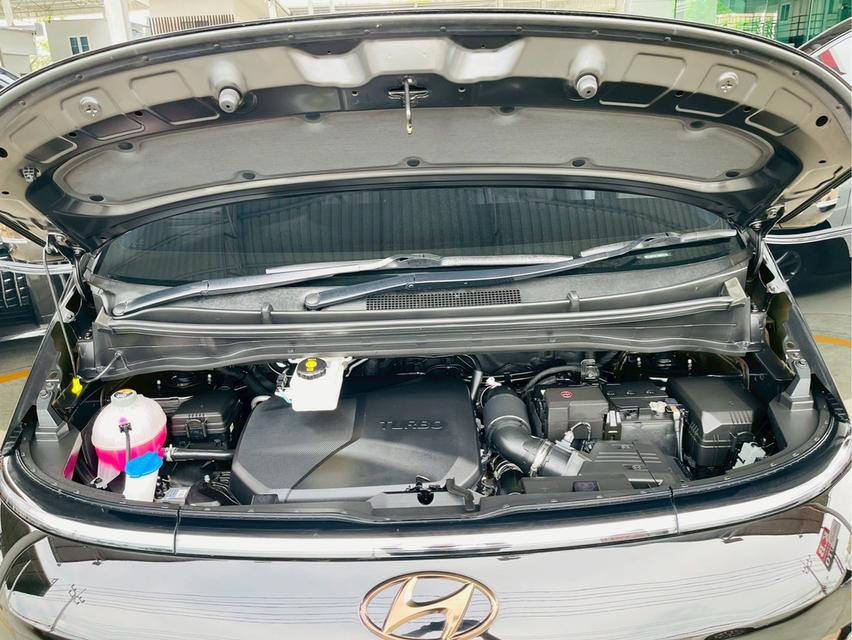 Hyundai Staria Premium 2022 7