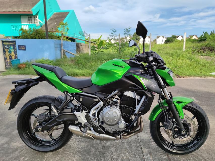   ใช้เพียง 1 พัน km. ไมล์แท้ Kawasaki Z650 ใหม่มากค้ะ 5